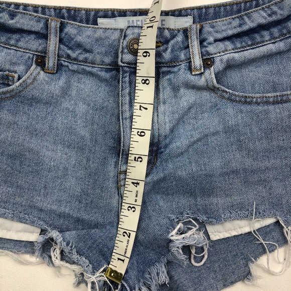 Brandy Melville Cutoff Jean Shorts - Picture 4 of 6